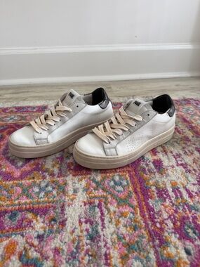 P448 Thea Chalk Leather Metallic Heel Platform Sneakers